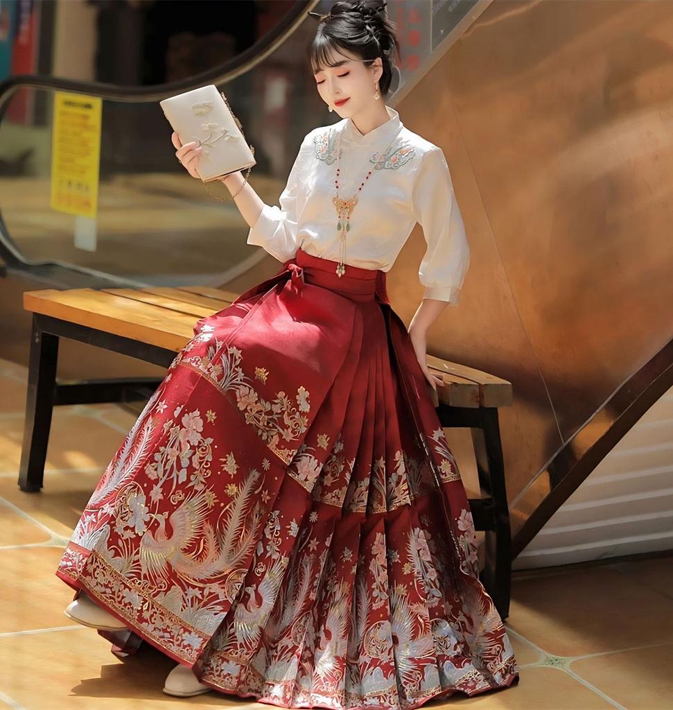 New Chinese-style red woven gold makeup horse dress, Guofeng Ming-made Hanfu women's heavy industry skirt, daily commute