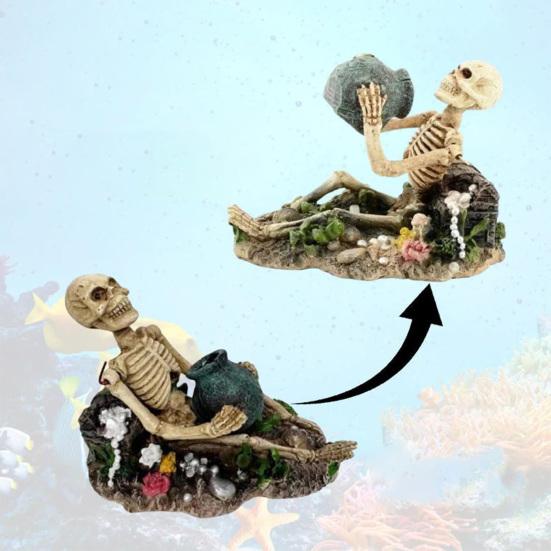 Aquarium Air Bubbler Decoration Adventure Skeleton Bubble Ornament Treasure Hunter Skeleton Resin Figurine for Fish Tank Landscape Decor