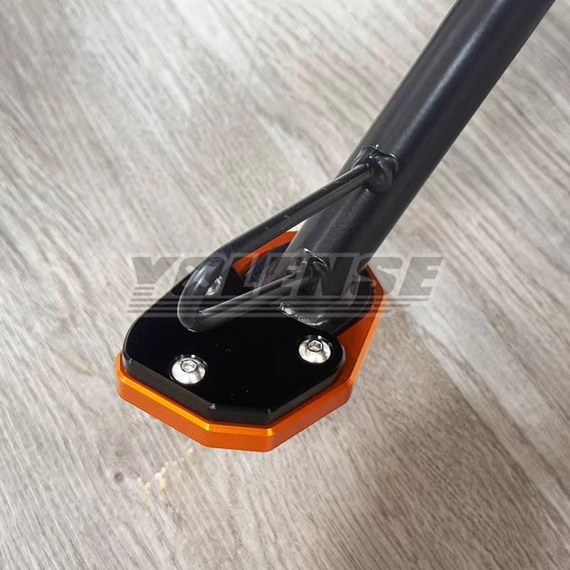 Motorcycle Kickstand Foot Side Stand Extension Pad Support Plate Enlarge Stand For 790 890 Adventure 790 ADV 890 ADV 2024-2025