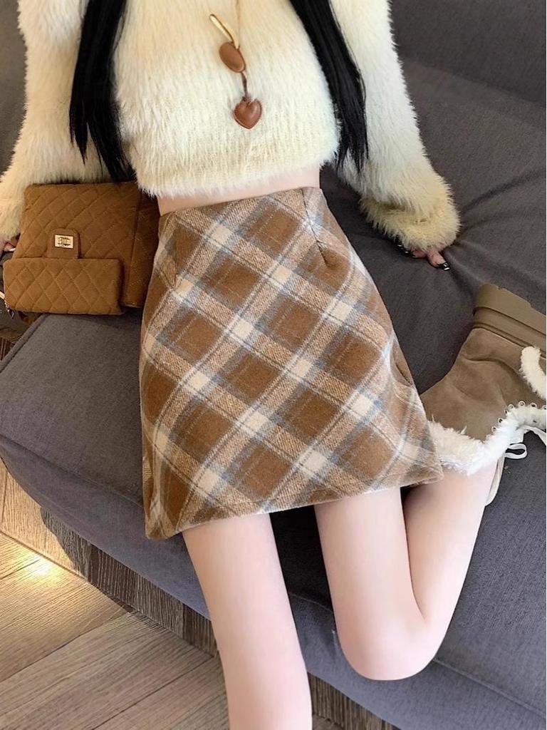 Women's Retro Red Plaid Wool Skirt - High-Waisted A-Line for Autumn/Winter 2024, Anti-Exposure