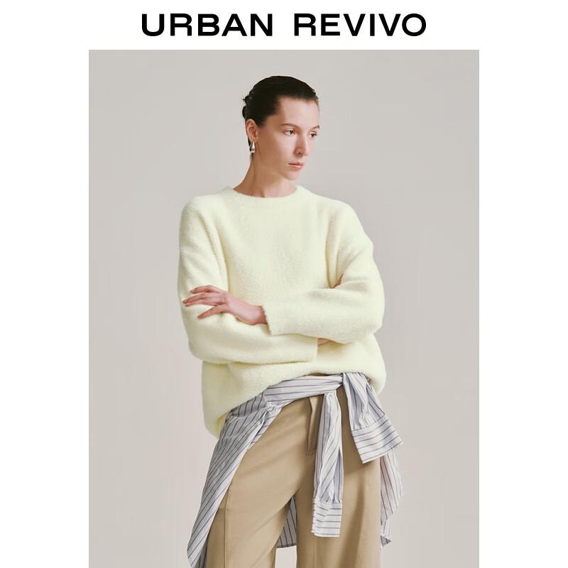 

UR Women s Plush Round-Neck Knit Sweater M