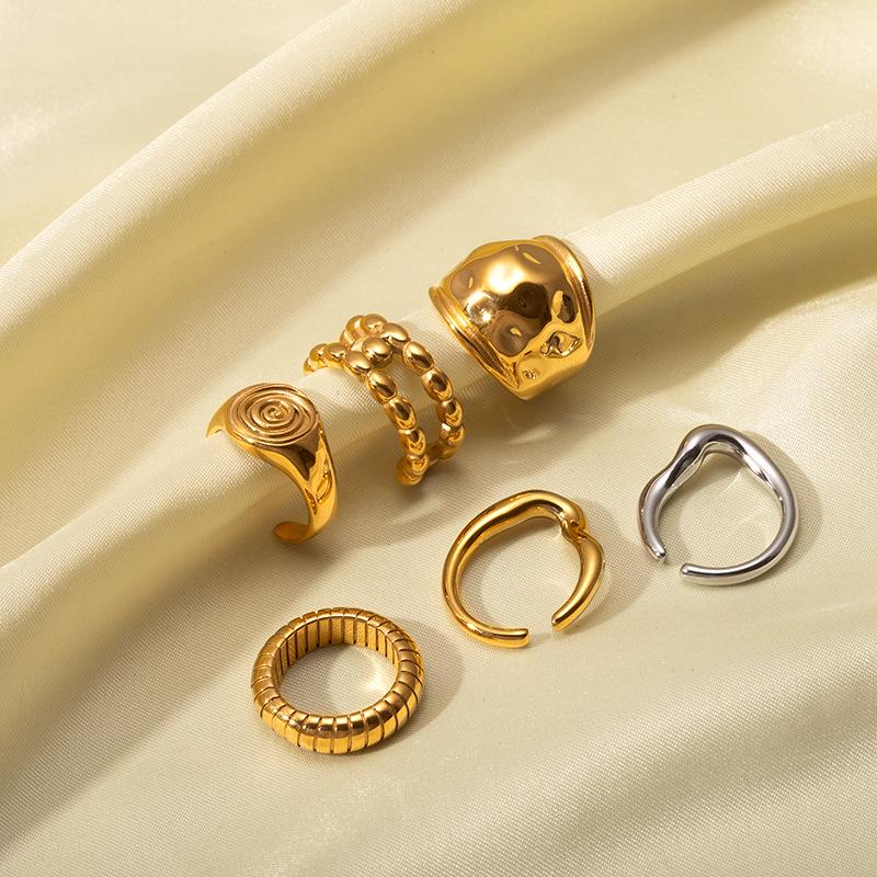 18k Gold Plated Stainless Steel Spiral Hammered Open Couple Rings