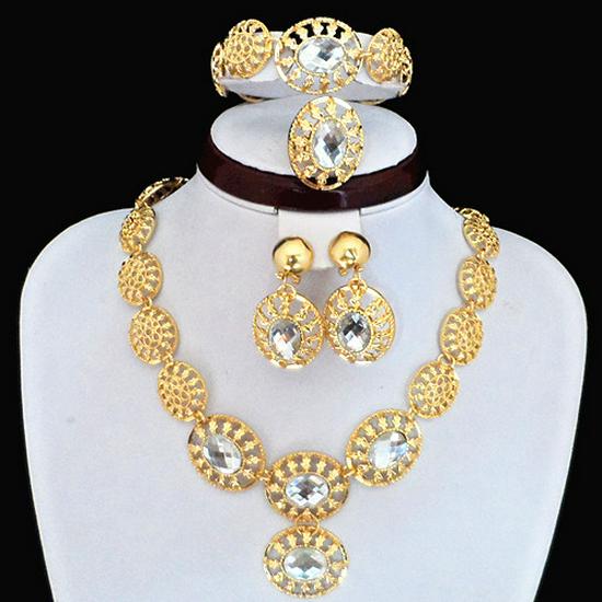 Elegant Bridal Set: European American-Inspired Banquet Accessories