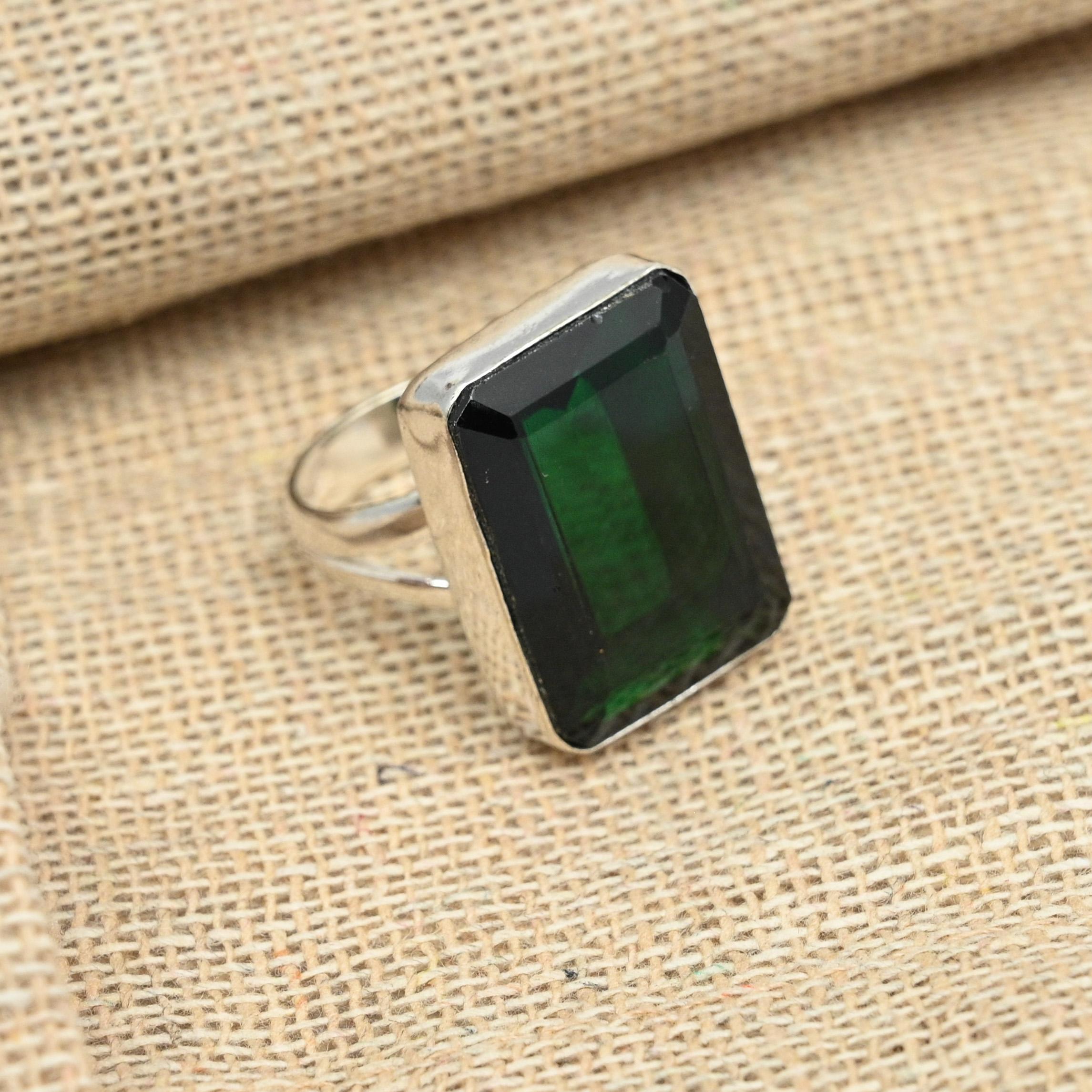 

Кольцо ручной работы из стерлингового серебра 925 пробы с граненым хромированным диопсидом AAA + 12 зелёный