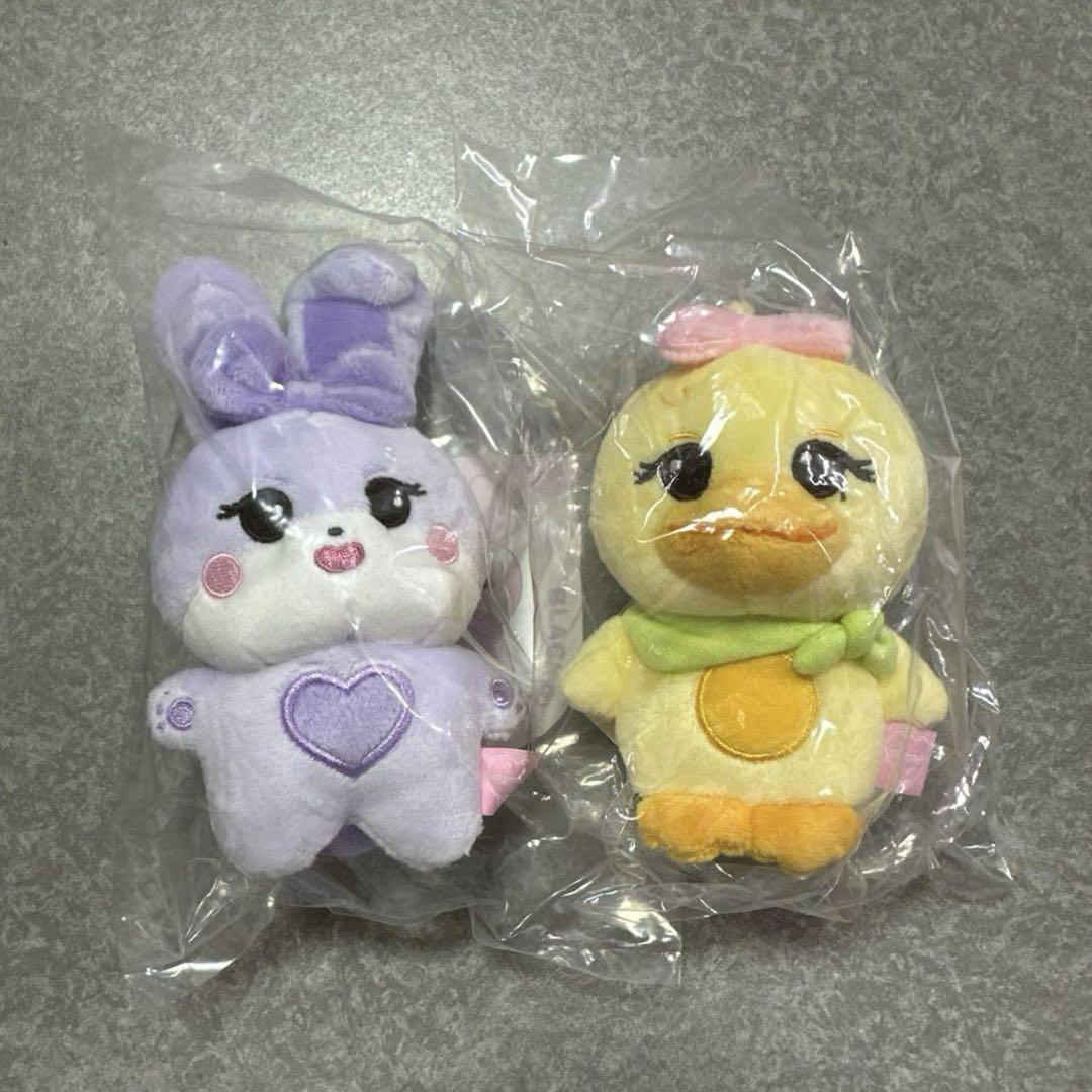 

[USED] [BPTOUR] JISOO LISA Character Mini Key Ring BLACKPINK