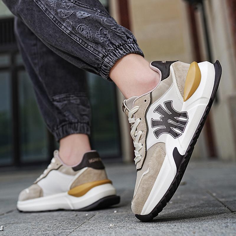 Casual shoes men's lightweight and versatile travel shoes four seasons dad shoes retro low-top sports shoes Guochao non-slip running shoes