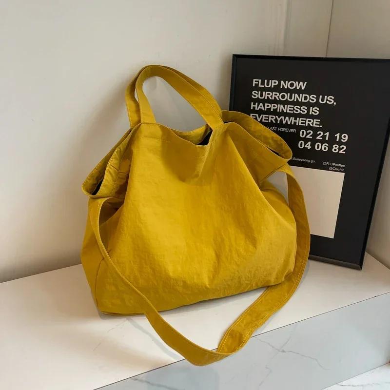 Solid Color Nylon Zipper Women's Bag High Beauty Product Soft Versatile Shoulder Bag Popular Shoulder Bag Fashionable New