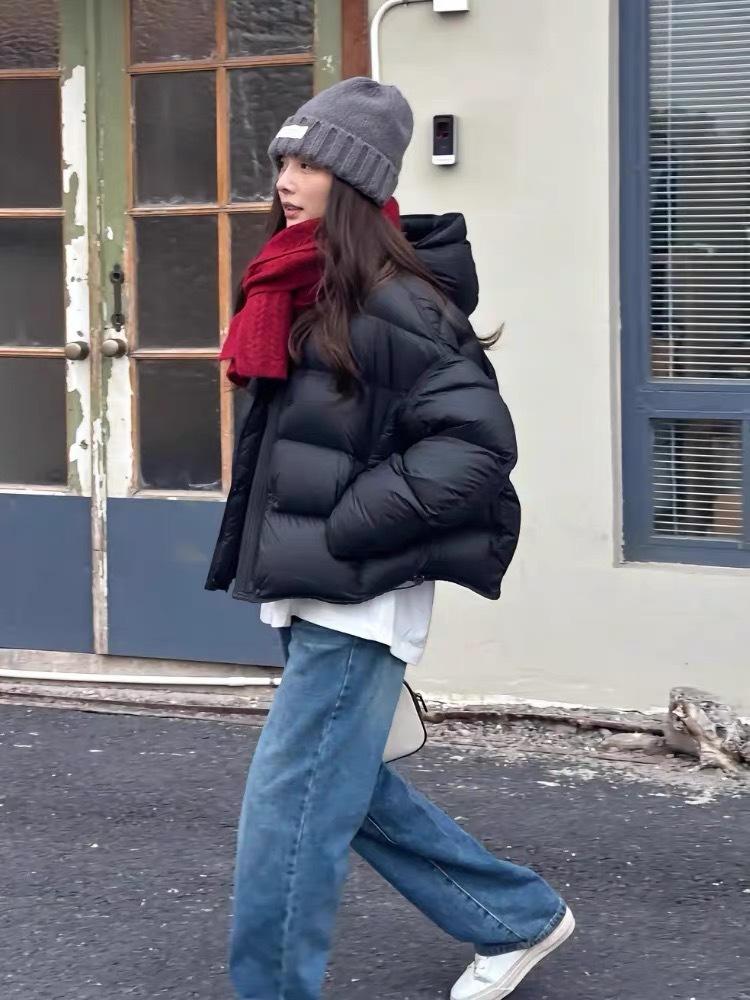 Green Warm Thickened Short Puffer Jacket with Adjustable Hem