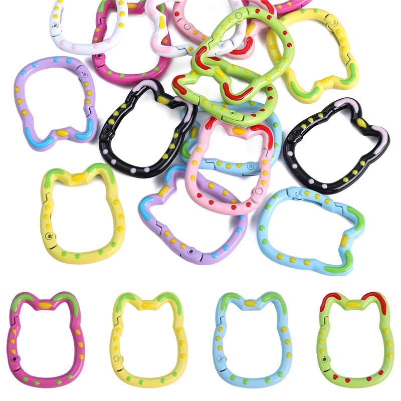 Alloy Lucky Cat Keychain: Double-Sided Drip Oil Pendant with Spray Paint Finish