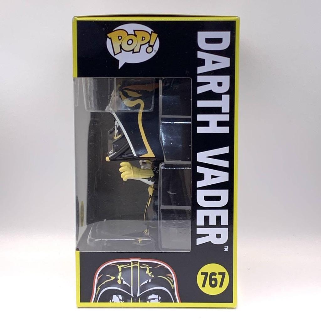 [USED] Limited Edition Darth Vader FUNKO POP! GLOWS IN THE DARK