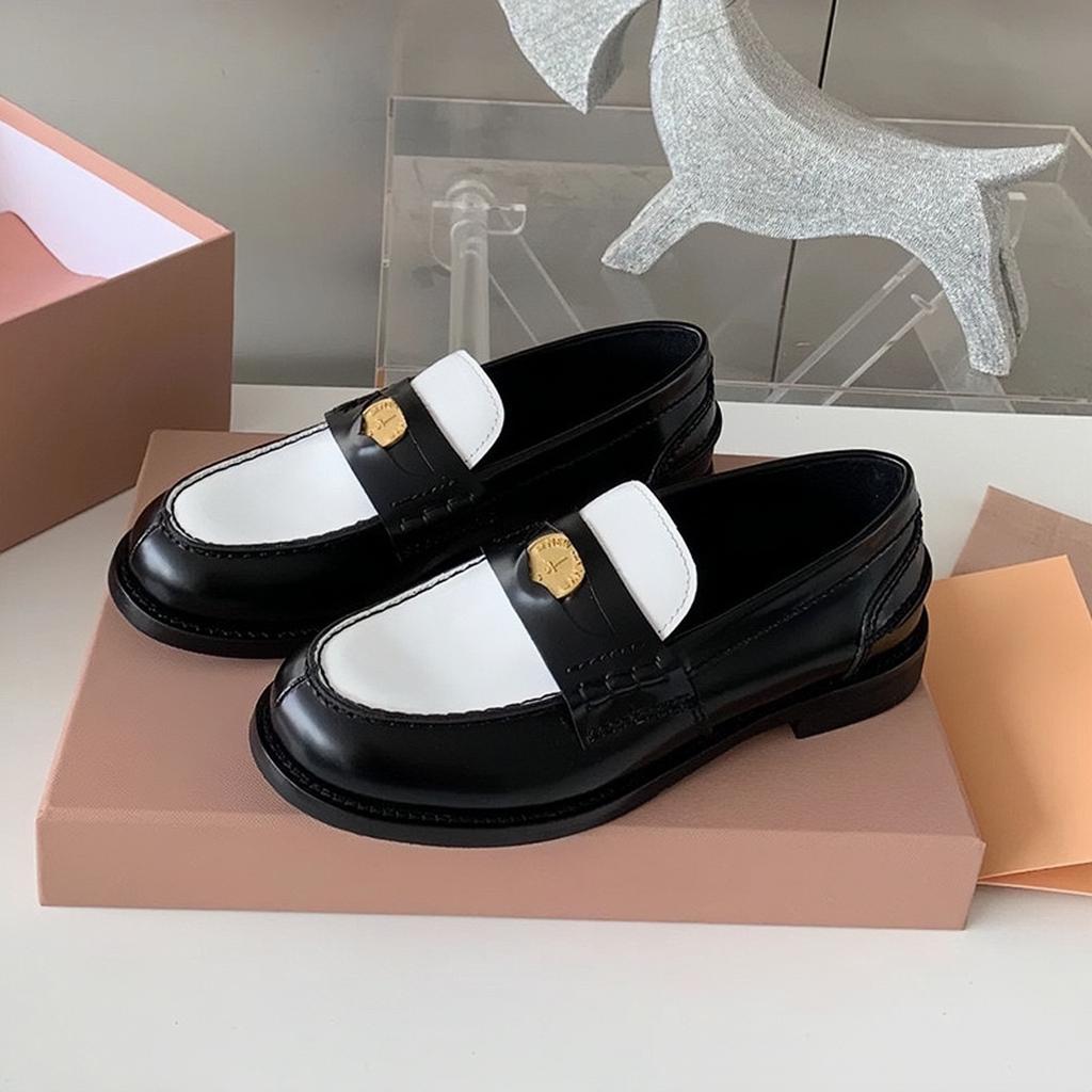 Sheepskin Version~ Small Gold Buckle Leather Retro Loafers Women's Autumn and Winter British Style Small Leather Shoes, Shallow Mouth Flat Shoes