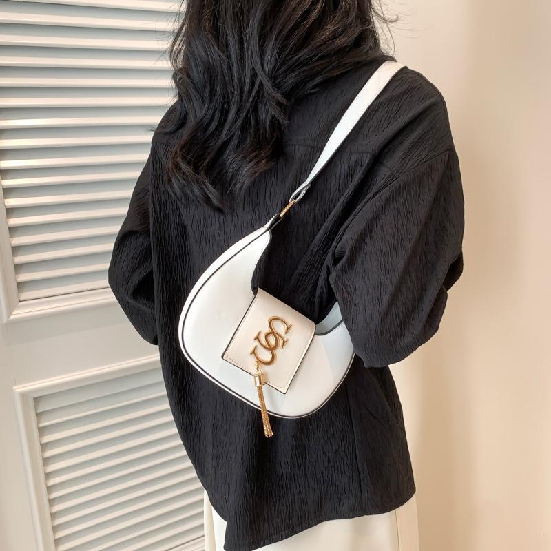 New Hand-carried Women's Bags, Trendy Underarm Bags, Women's Spring Simple and Fashionable Single Shoulder Dumpling Bags