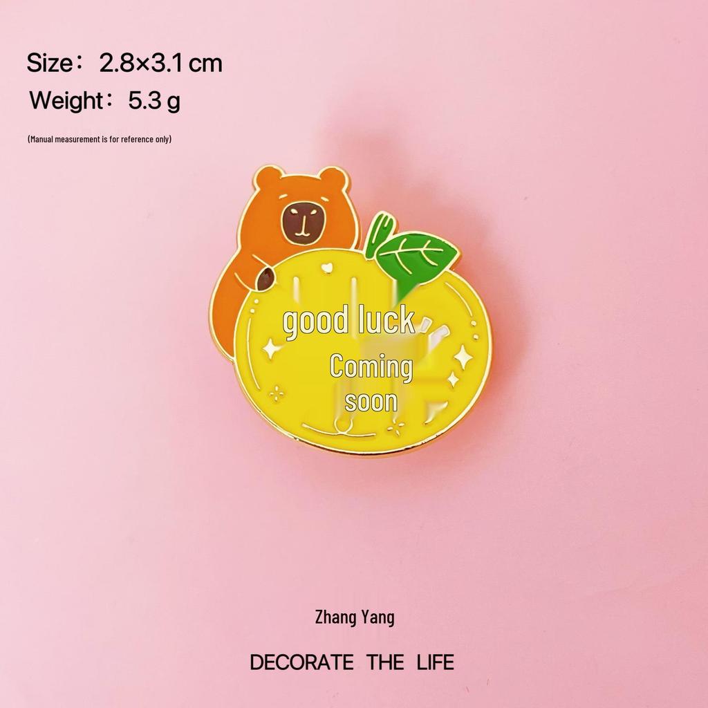 Broche Mignonne en Dessin Animé Capybara pour Sacs et Sacs à Dos