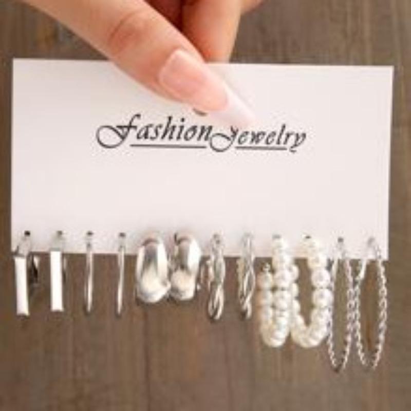 Hot-selling Retro Exaggerated Women's Peach Heart Stud Earrings Twist Twisted Pearl Earrings 11-piece Set of Earrings