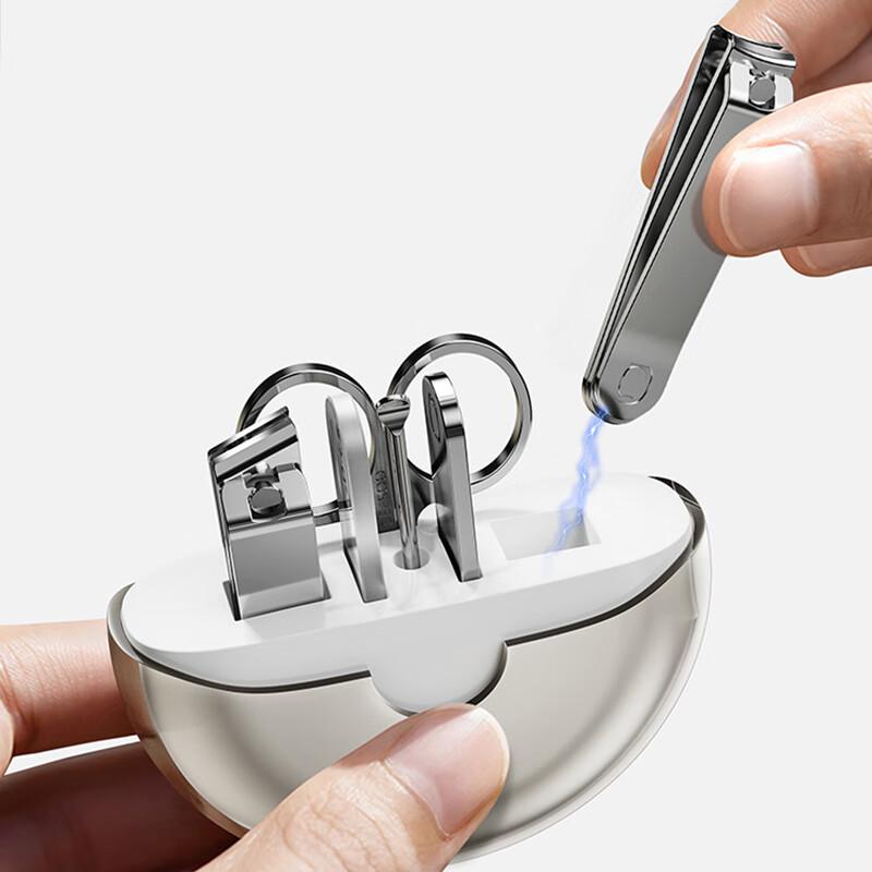Qisu Explorer 6-Piece Nail Clipper Set