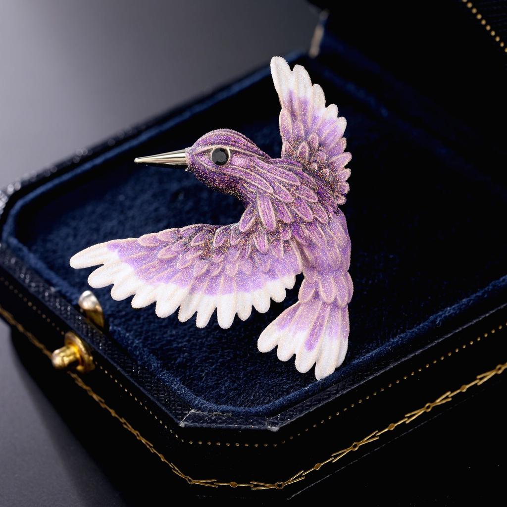 Beautiful bird brooch, high-end women's temperament, vintage pin, coat and suit, creative and exquisite accessories