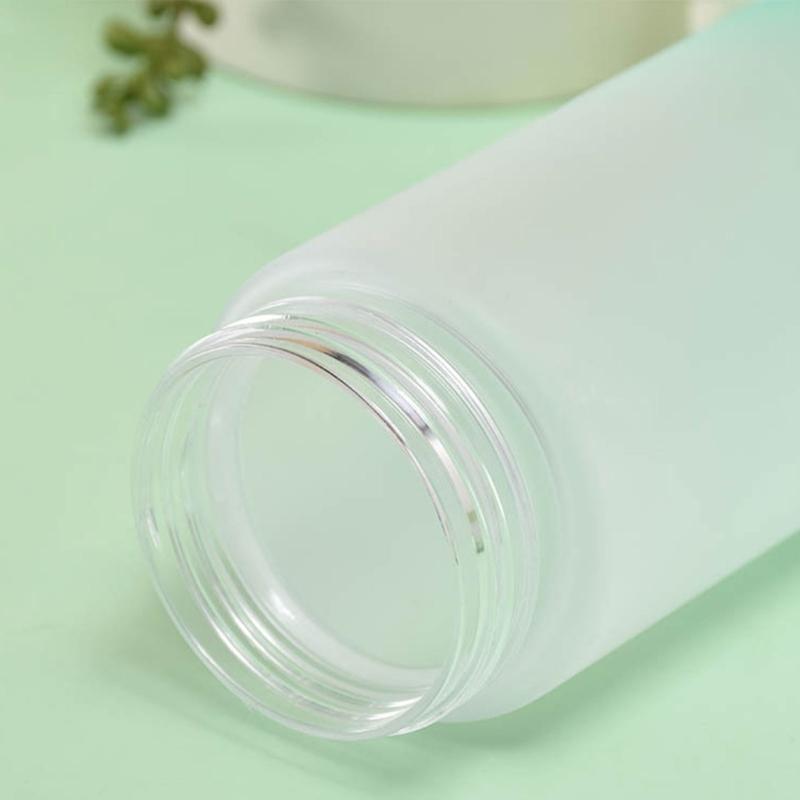 Sports Drinking Bottle with Spray Reusable Mist Water Bottle Portable Spray Cup for Cycling Fitness Camping Hiking