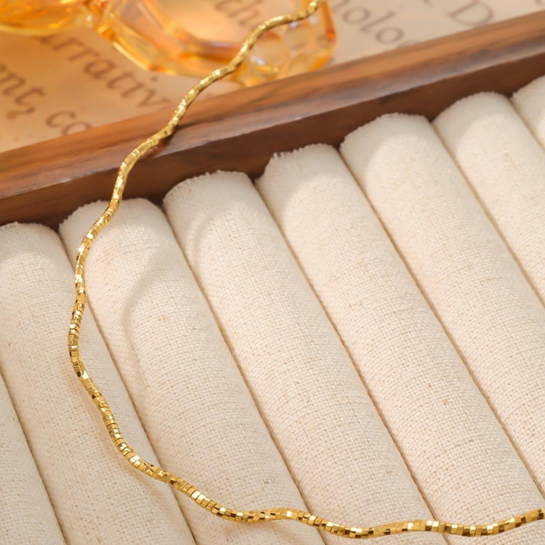 Of Light Luxury Fashion Accessories Necklaces Circular Electroplated Metal Collars