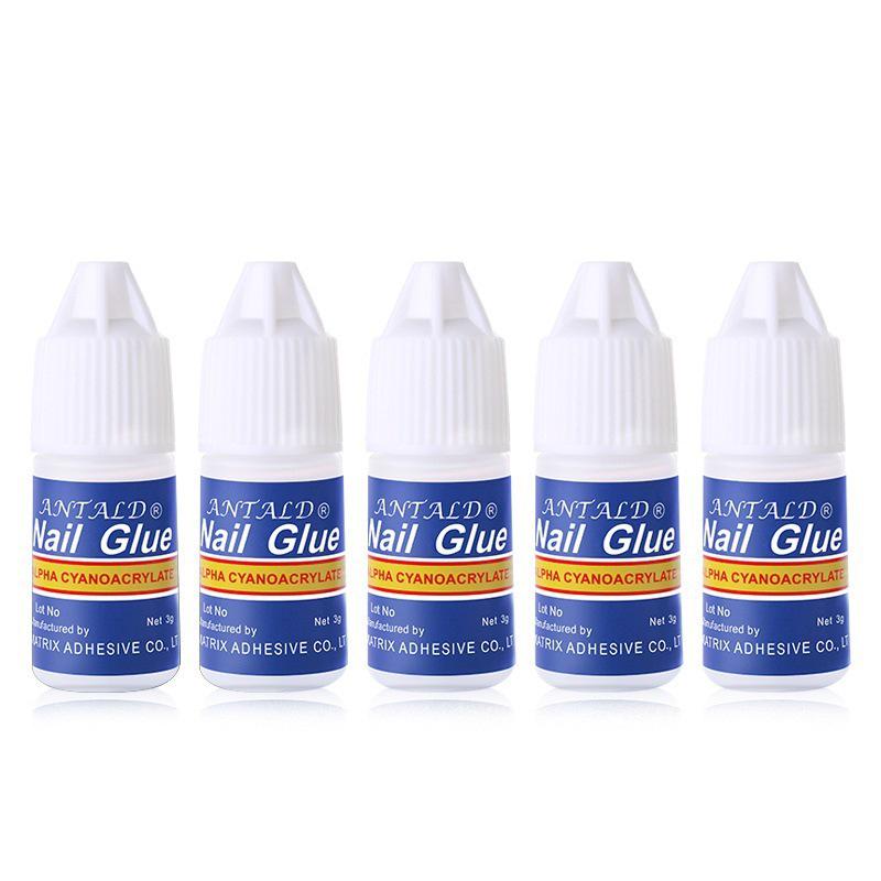 Diamond Gel Nail Glue: 3g Clear Adhesive for Long-Lasting, Shiny Nail Art and Jewelry.