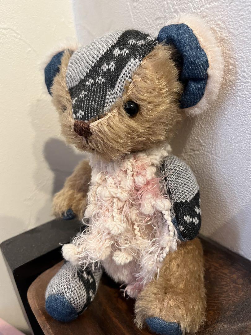 

[USED] Teddy bear artist/writer