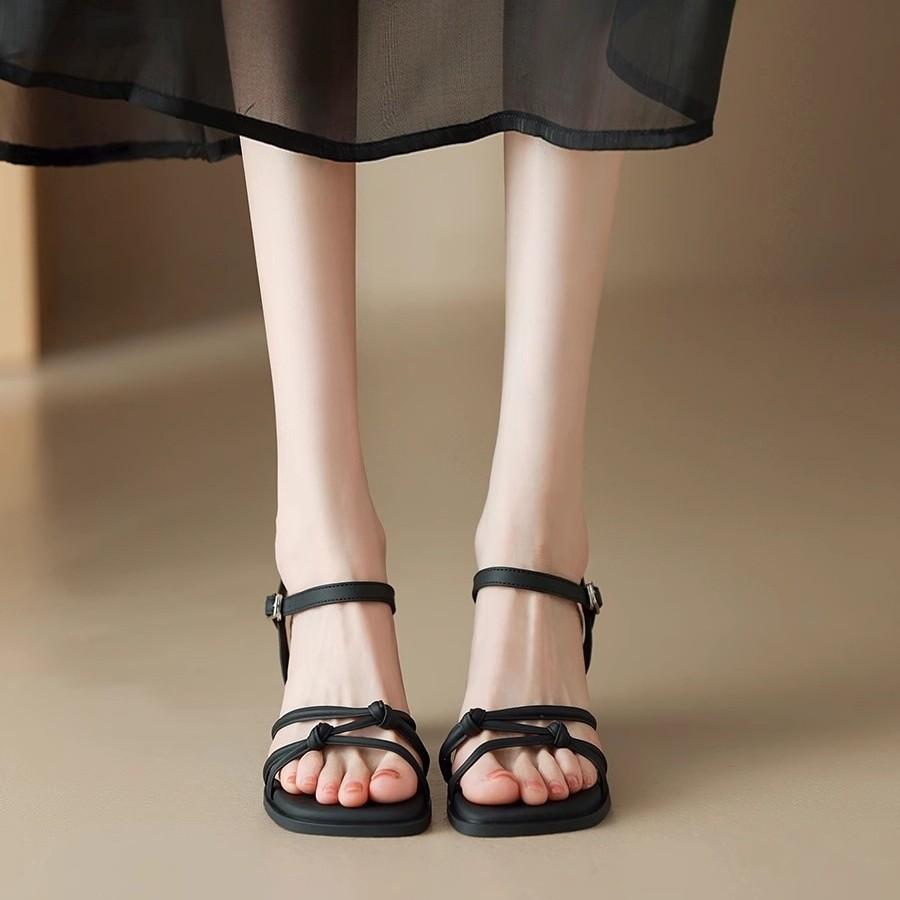 High heeled sandals for women in summer 2025 new high-end style simple one line with thick heels high-heeled shoes