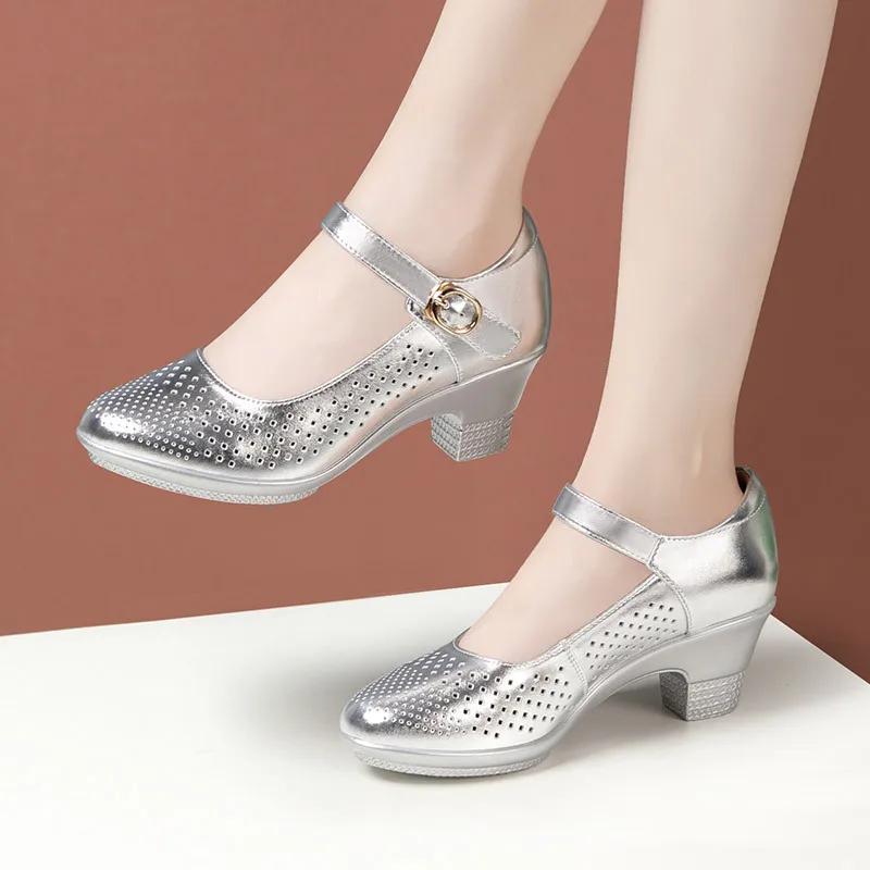 

5.5cm 7.5cm Small Size 33 Breathable Cutout Block Heels Shoes Mary Janes 2025 Soft Leather Platform Pumps for Mom Dance Model 33