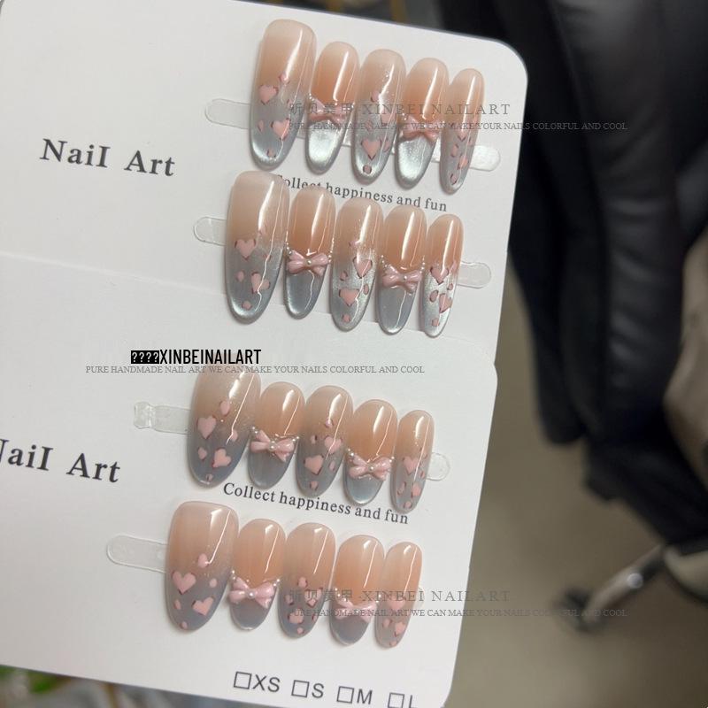 High-End Hand-Painted Blue Leopard Heart Cat Eye Manicure for Students