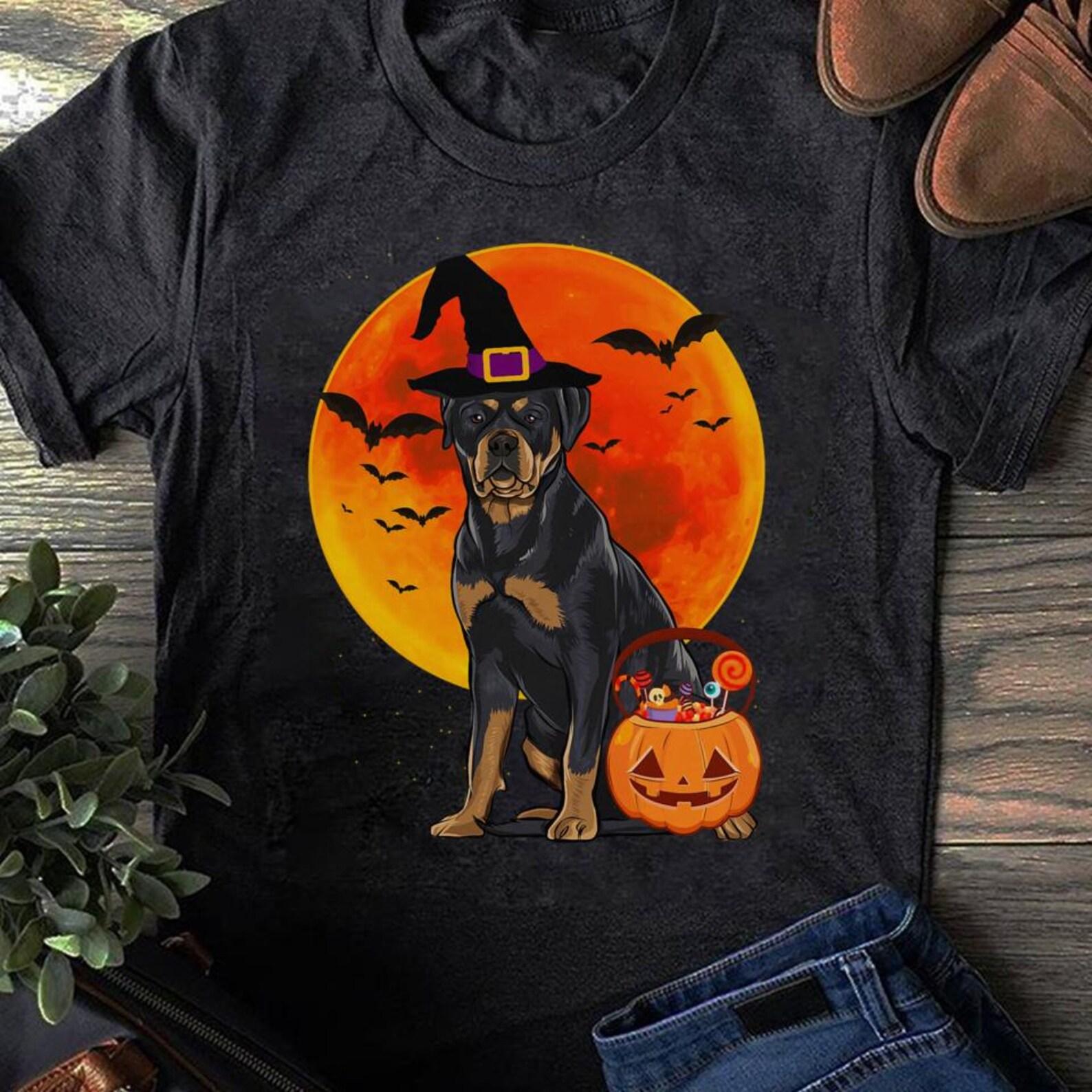 Rottweiler Halloween T-Shirt: Dog in Witch Hat with Jack O Lantern 3XL