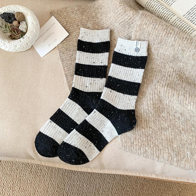 Autumn and Winter New Wool Socks Women Korean Striped Cute Medium Tube Socks Japanese Fashion School Girls Elastic Long Socks