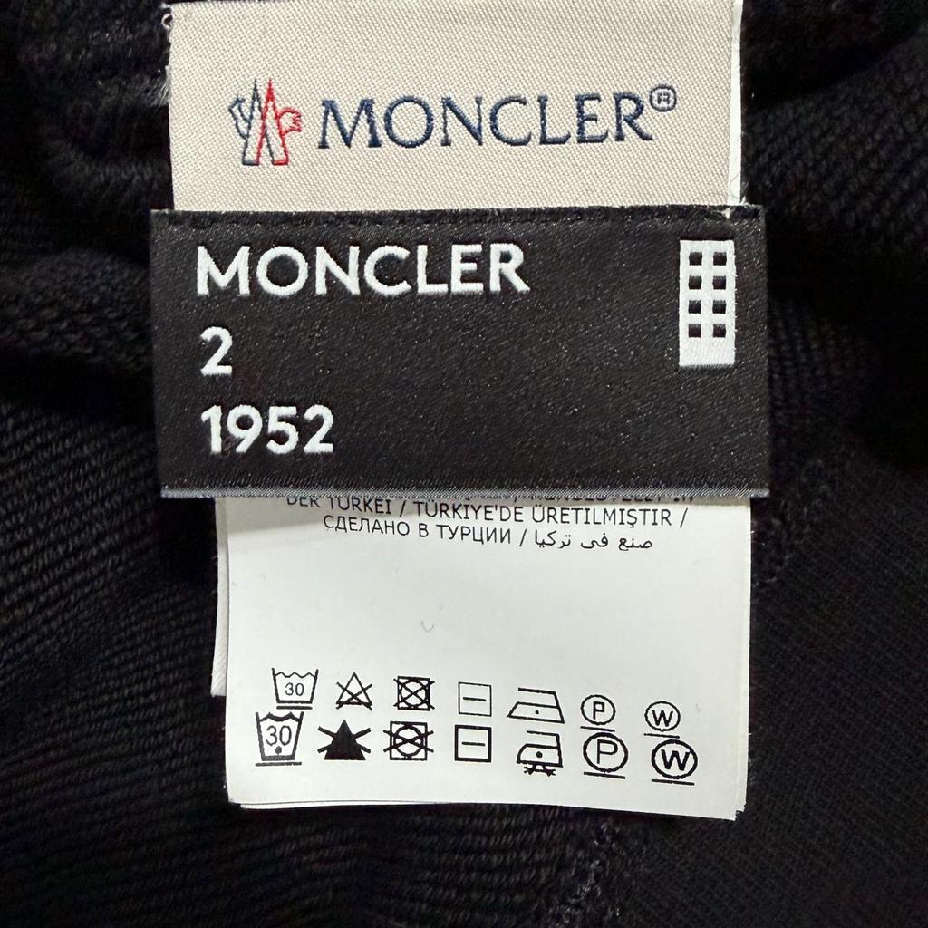 Used MONCLERsweat Black Mens