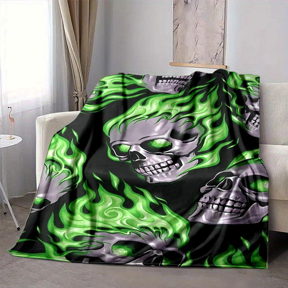 1pc Flame Skulls Blanket, Lightweight Flannel Throw Blanket For Sofa, Bed, Travel195