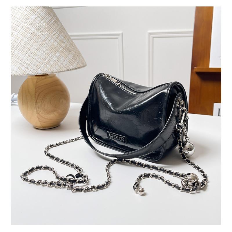 Ladies' High-end Handbag, Simple Pillow-shaped Bag, Single-shoulder Crossbody Bag