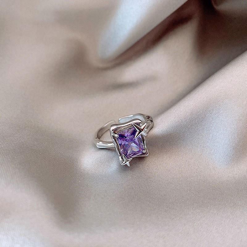 Heart Geometric Exquisite Ring In White Gold Plating Perfect For Gifts And Occasions Special
