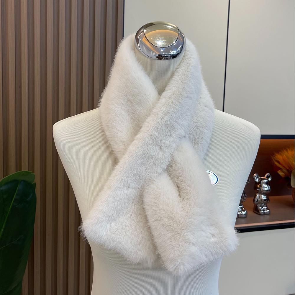 

Korean Leopard Print Long Fur Scarfs Winter Y2K Vintage Warm Plush Scarf Fashion Thickened Lengthened Faux Fur Shawl Streetwear бежевий