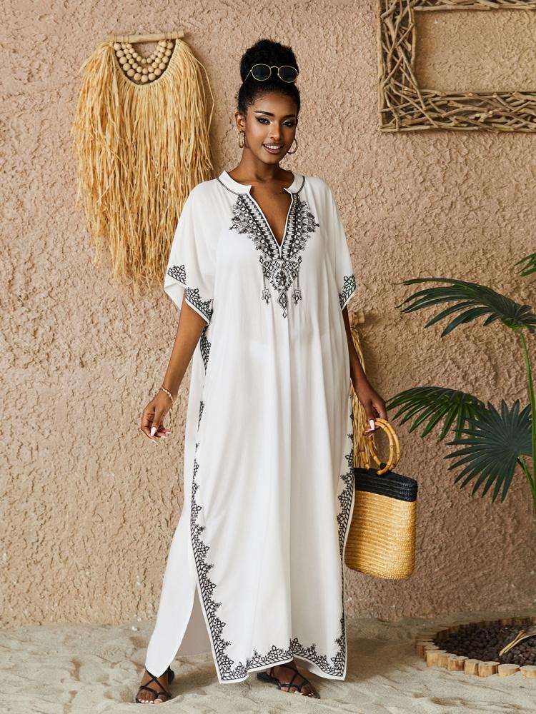EDOLYNSA Vestido playero bohemio negro con cuello de pico para mujer, Túnica larga, caftán Sexy, ropa de playa de talla grande, traje de baño Q1545 2024