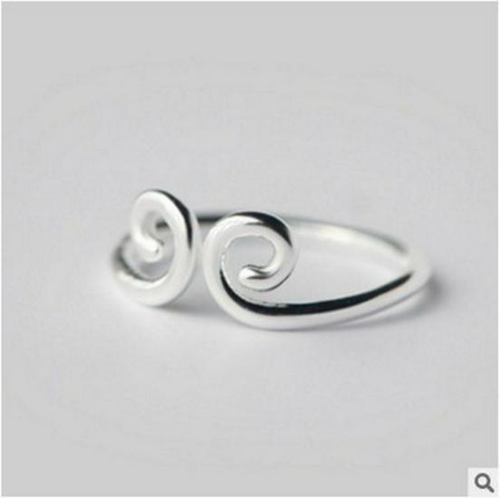 Korean Trendsetter Twisted s925 Silver Plated Ring for Women - Fashionable Index Finger Jewelry