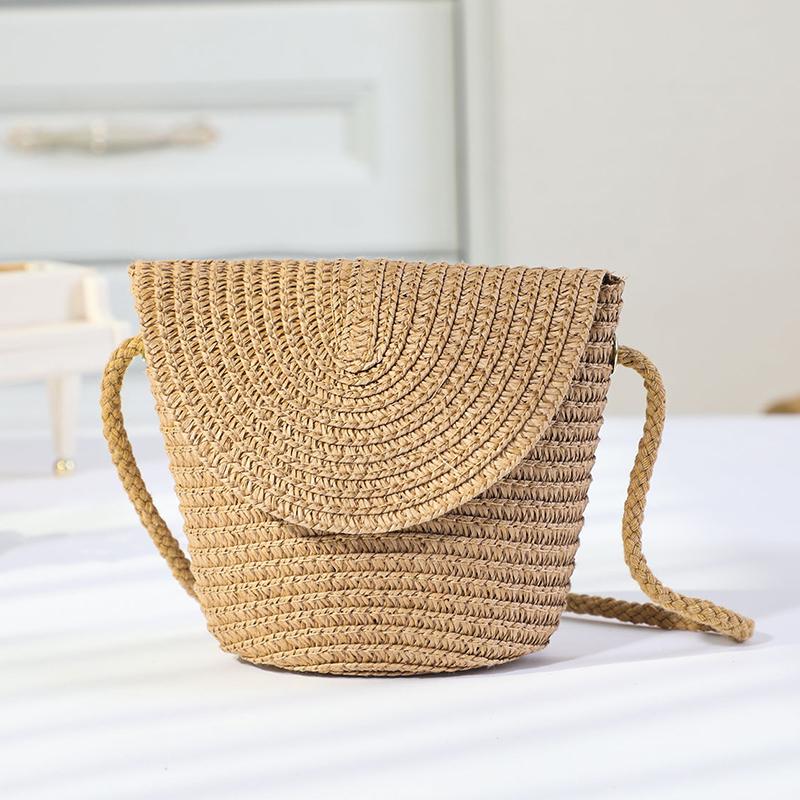1Pieces New Flip Style Change Mini Bag Fashionable Straw Woven One Shoulder Crossbody Mountaineering Bag