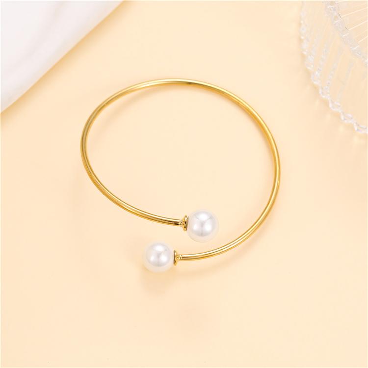 New Design Simple Stylish 18K Gold Colored Pearl Jewelry Adjustable Bracelet for Women