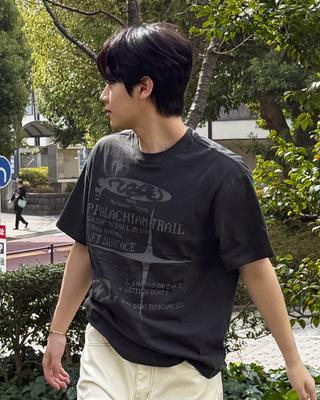 TRAVEL Reason Trail Pigment Short Sleeve T-Shirt Black Charcoal