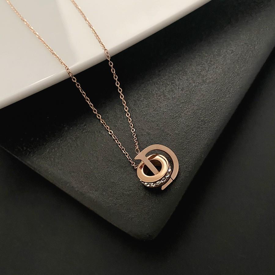2025 Women's Titanium Steel Necklace: Light Luxury, Clavicle Chain, Non-Fading High-End Accessory