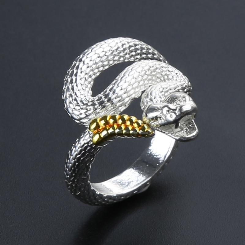Snake Ring with Tail Copper Rattlesnake Shaped Finger Ring Jewelry Handmade Adjustable Serpent Ring Gift for Men Women