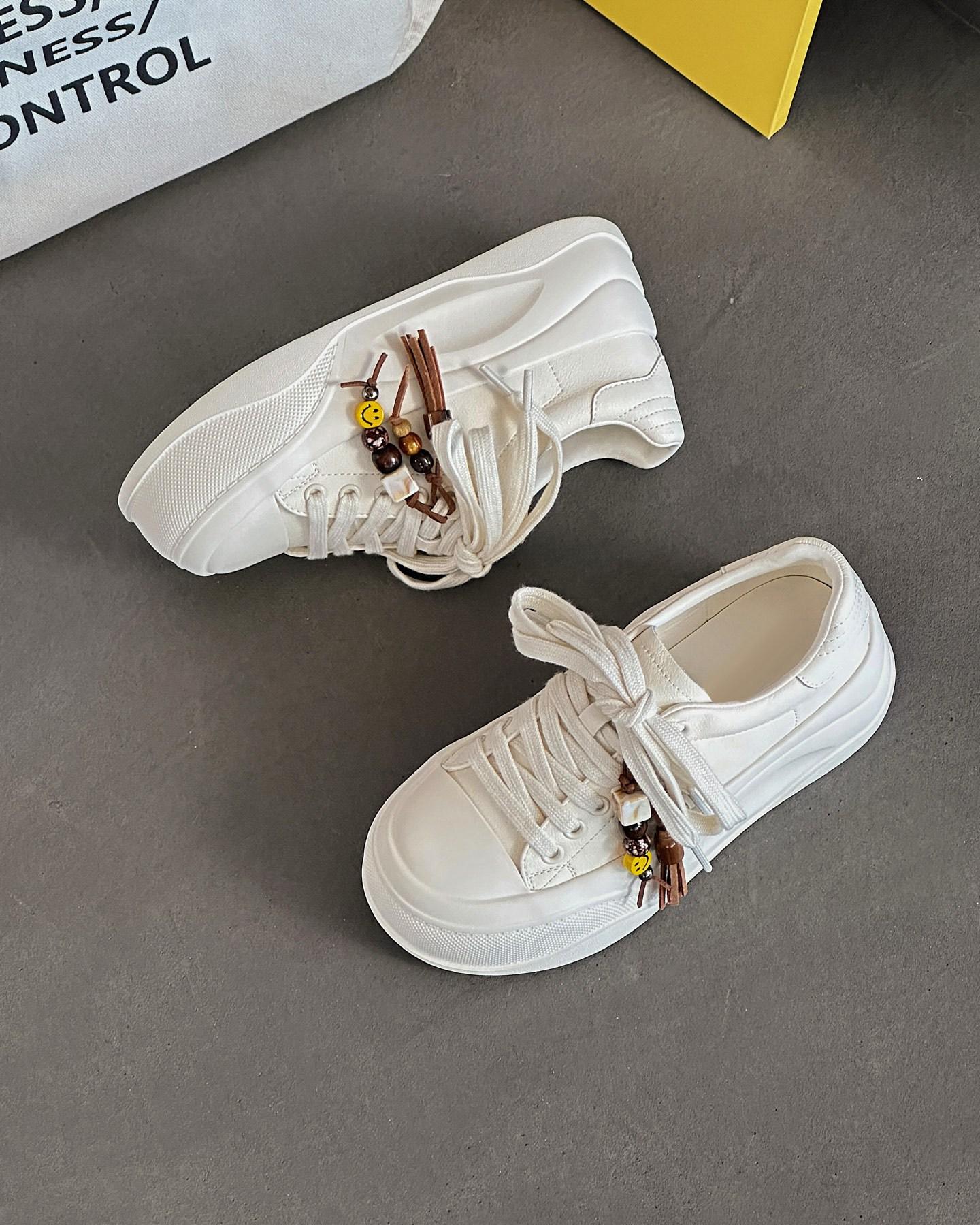 

Leather soft-soled white shoes women s 2025 autumn new small height increase fashion sports and leisure board shoes women s shoes 35