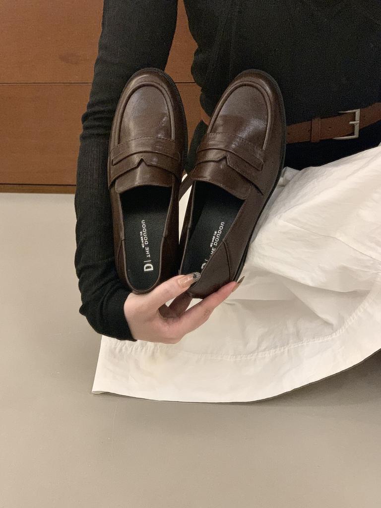 THEDOUDOU retro versatile small leather shoes women's British style 2025 Korean version student low-heeled fashion loafers