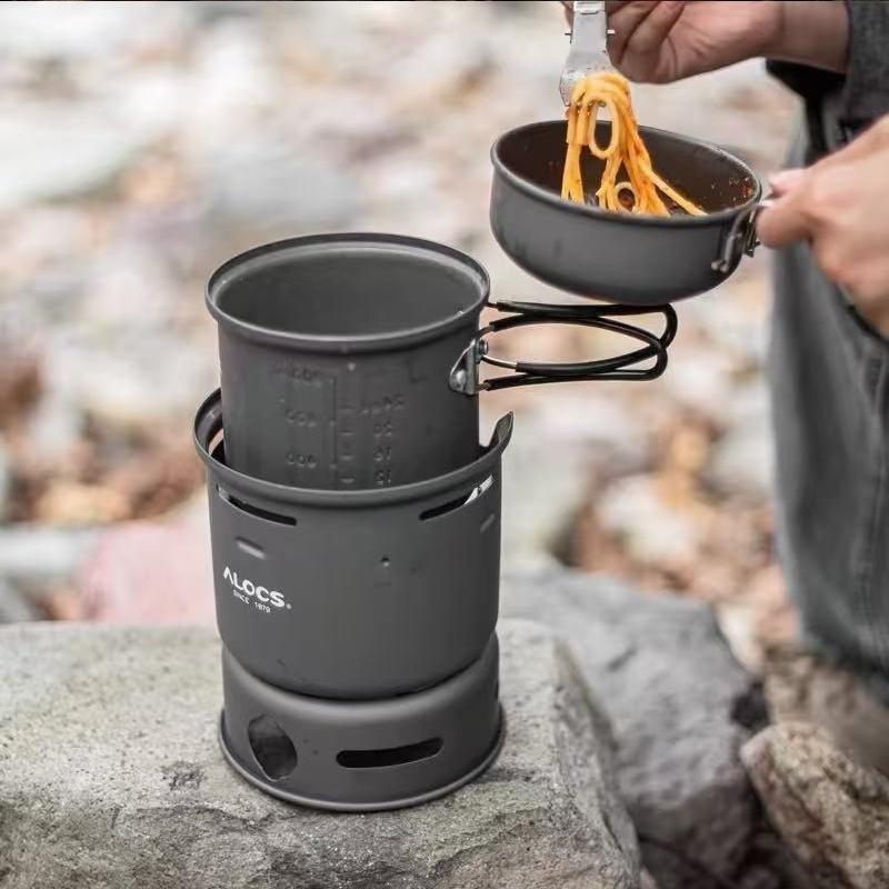 ALOCS Kuchenka kempingowa 3200W na zewnątrz - Wiatroodporny, kompaktowy system gotowania zagnieżdżany z garnkiem i palnikiem alkoholowym, backpacking/hiking