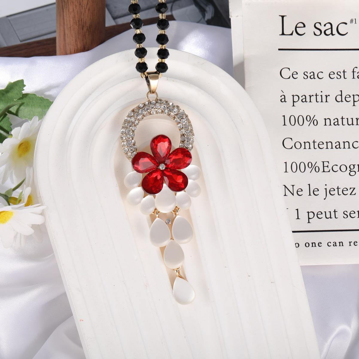 

Korean Style Autumn/Winter Crystal Long Necklace