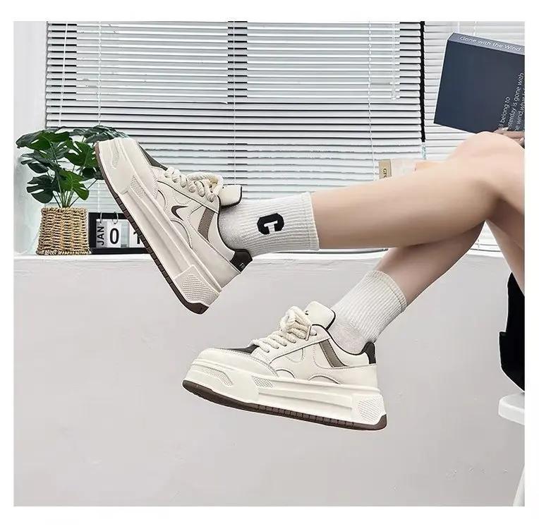 Fashion 2025 Spring New Korean Edition Student White Shoes Thick soled Height Increasing Sports Board Shoes Trendy Casual Shoes