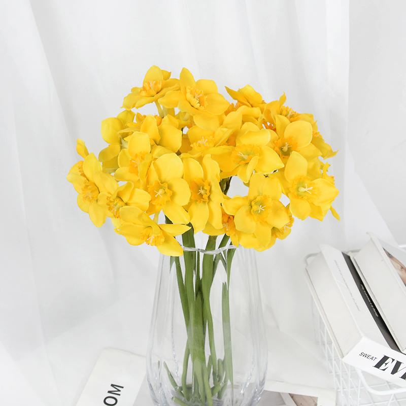 6pcs Artificial Narcissus Flower Bouquet Wedding Festival Party Daffodil Decor Home Garden Room Tabletop Fake Flower Decorations