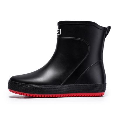 Stivali da pioggia da uomo alla moda nuovo stile 2025 stivali di gomma leggeri per adulti per uomo scarpe da pioggia impermeabili per estate e stagione delle piogge