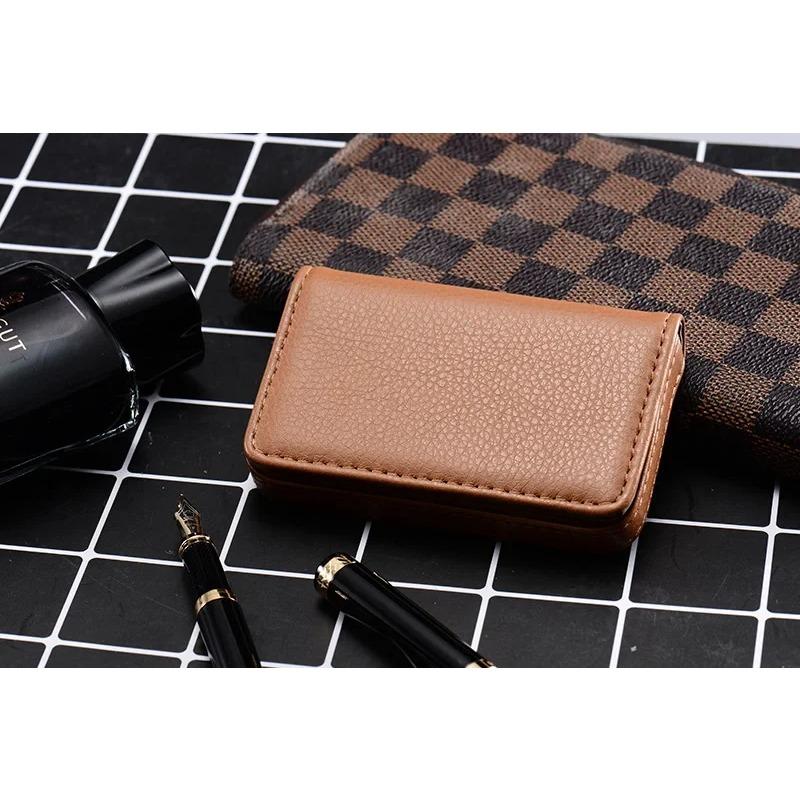 1pc PU Leather Business Card Holder With Magnetic Buckle Slim Pocket Name Card Holder Large Capacity Portable Credit Card Case