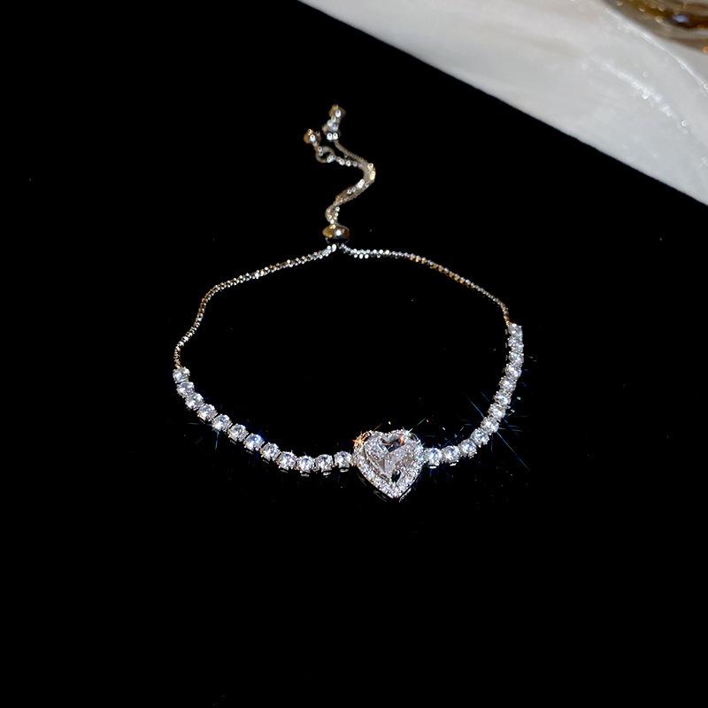 High-End Zircon Floral Heart Bracelet - Luxurious Sparkle for Women